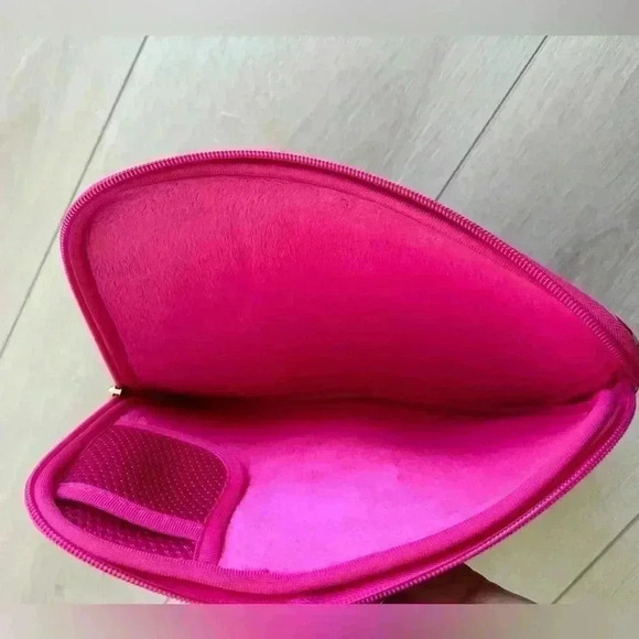 Lily Pulitzer Tablet,  I pad Case zipper pink floral - Picture 3 of 3